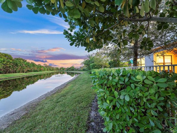 9113 NW 39th St, Coral Springs FL 33065