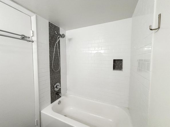 4704 Lucerne Lakes Boulevard E 102, Lake Worth FL 33467