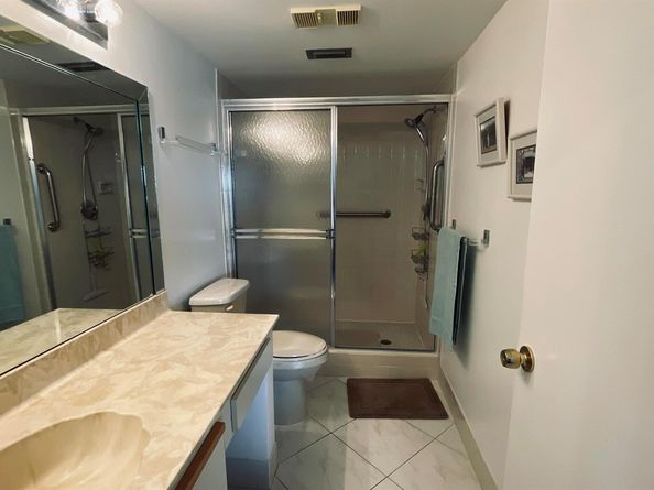 6936 Huntington Lane 405, Delray Beach FL 33446