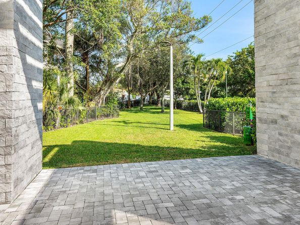 1177 George Bush Boulevard 303, Delray Beach FL 33483