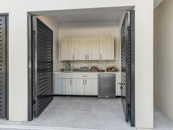 1177 George Bush Boulevard 303, Delray Beach FL 33483