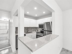 242 Tilford L L, Deerfield Beach FL 33442