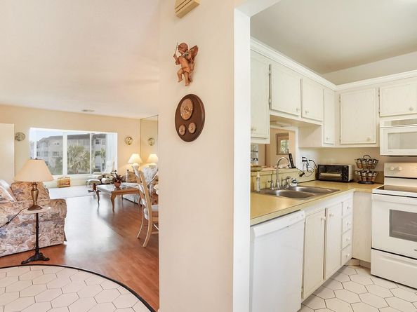 3500 NW 48th Ave 513, Lauderdale Lakes FL 33319