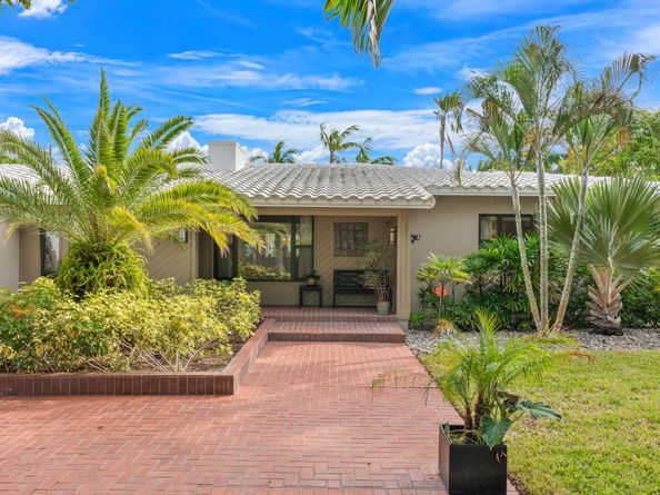 1624 Middle River Dr, Fort Lauderdale FL 33305