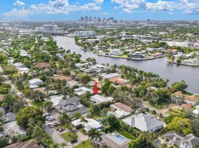 1624 Middle River Dr, Fort Lauderdale FL 33305