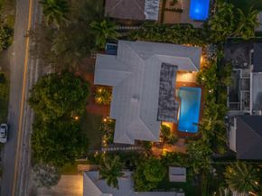 1624 Middle River Dr, Fort Lauderdale FL 33305