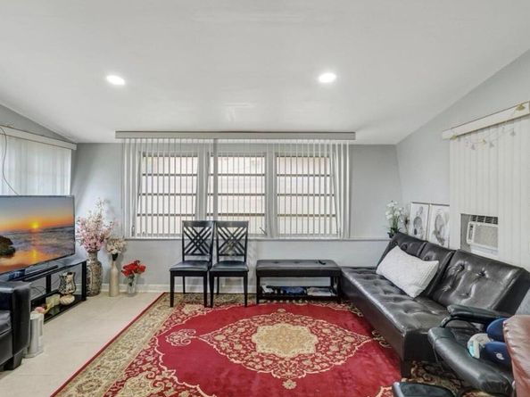 7530 Atlanta Street, Hollywood FL 33024