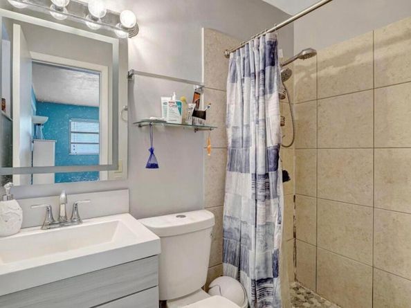 7530 Atlanta Street, Hollywood FL 33024