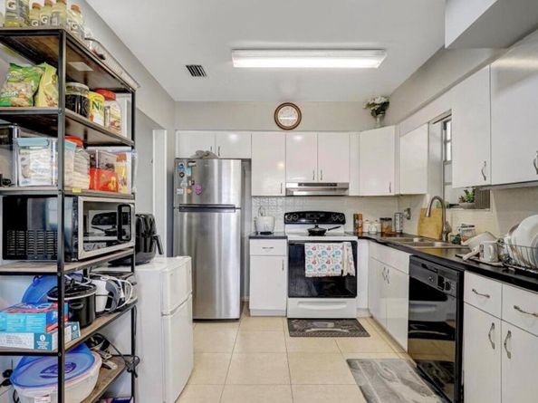 7530 Atlanta Street, Hollywood FL 33024