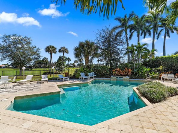 59 Saint George Place, Palm Beach Gardens FL 33418