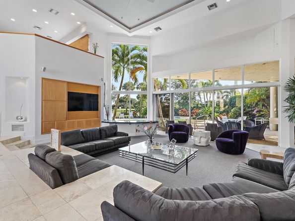 59 Saint George Place, Palm Beach Gardens FL 33418