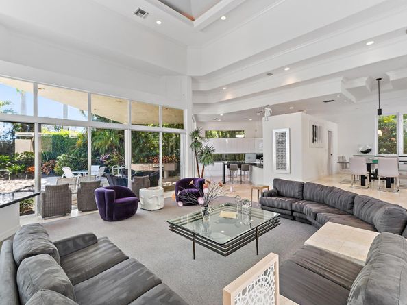 59 Saint George Place, Palm Beach Gardens FL 33418