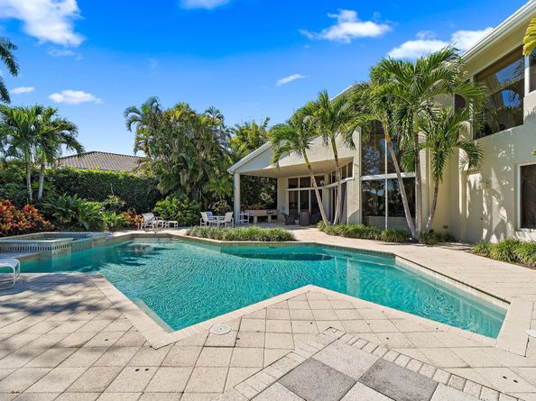 59 Saint George Place, Palm Beach Gardens FL 33418