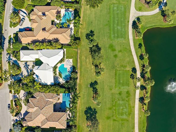 59 Saint George Place, Palm Beach Gardens FL 33418