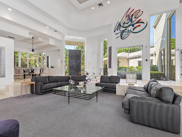 59 Saint George Place, Palm Beach Gardens FL 33418