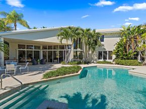 59 Saint George Place, Palm Beach Gardens FL 33418