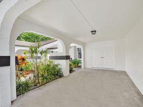 5710 Parkwalk Circle E, Boynton Beach FL 33472