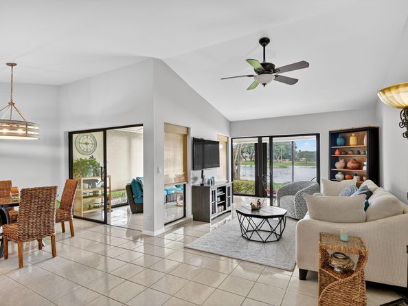 5710 Parkwalk Circle E, Boynton Beach FL 33472