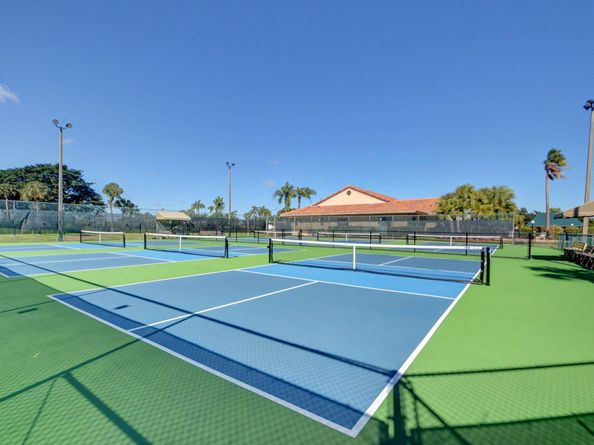 5710 Parkwalk Circle E, Boynton Beach FL 33472