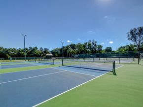 5710 Parkwalk Circle E, Boynton Beach FL 33472