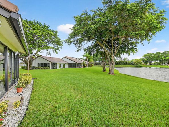 5710 Parkwalk Circle E, Boynton Beach FL 33472