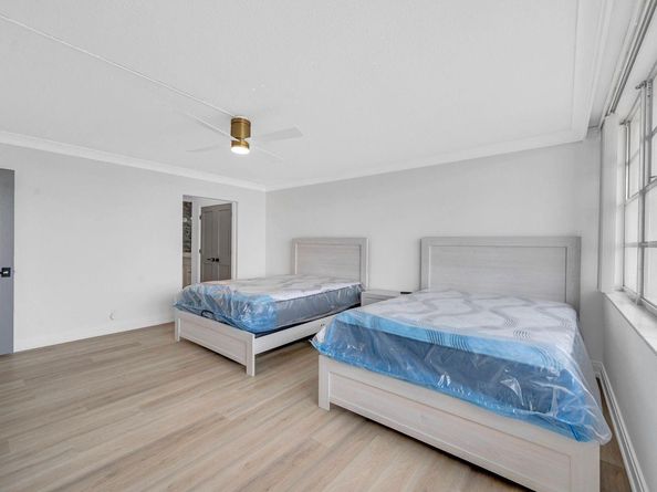 1817 S Ocean Drive 215, Hallandale Beach FL 33009