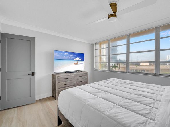 1817 S Ocean Drive 215, Hallandale Beach FL 33009