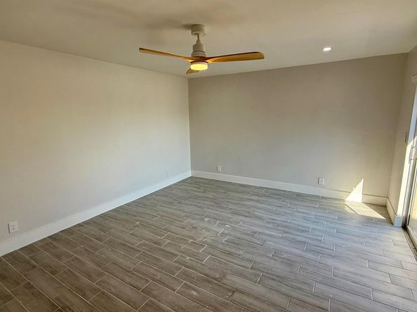 2717 SE 27th Way, Boynton Beach FL 33435