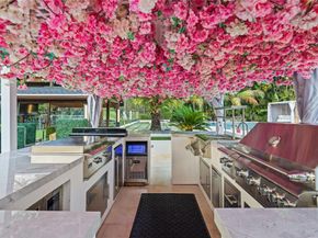 5251 NW 80th Ter, Parkland FL 33067