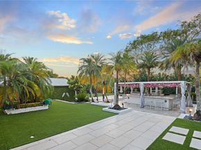 5251 NW 80th Ter, Parkland FL 33067