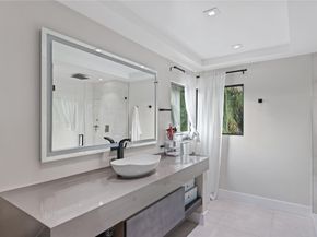 5251 NW 80th Ter, Parkland FL 33067