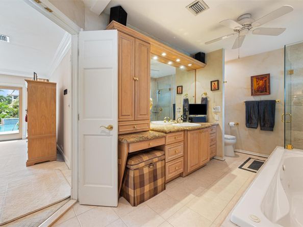 2870 NE 26th St, Fort Lauderdale FL 33305