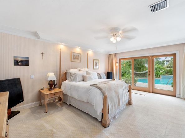 2870 NE 26th St, Fort Lauderdale FL 33305