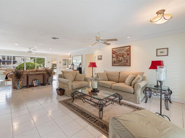 2870 NE 26th St, Fort Lauderdale FL 33305