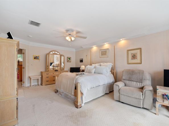 2870 NE 26th St, Fort Lauderdale FL 33305