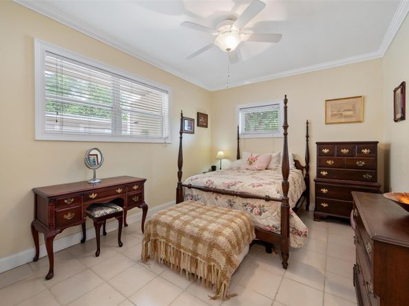 2870 NE 26th St, Fort Lauderdale FL 33305