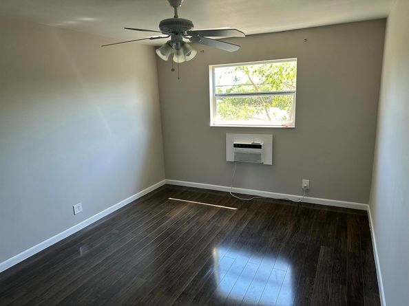1480 E Sample Road 207, Pompano Beach FL 33064