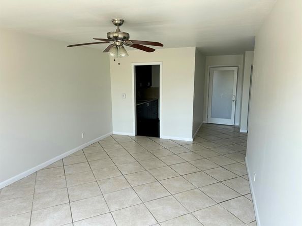1480 E Sample Road 207, Pompano Beach FL 33064