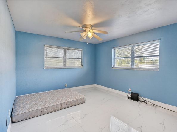 4770 NW 10th Court 104, Plantation FL 33313