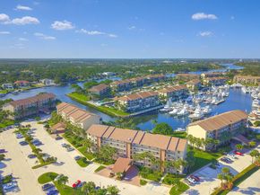 1601 Marina Isle Way 402, Jupiter FL 33477