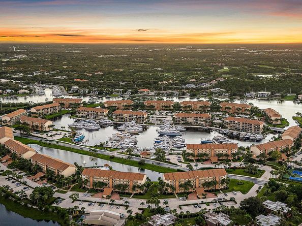 1601 Marina Isle Way 402, Jupiter FL 33477