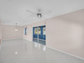 1515 SW 21st St, Boynton Beach FL 33426