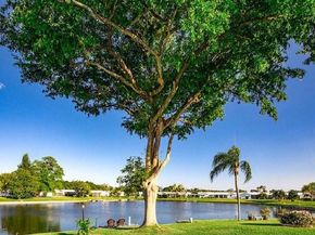 1515 SW 21st St, Boynton Beach FL 33426