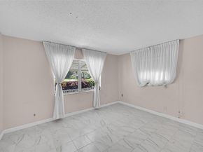 1515 SW 21st St, Boynton Beach FL 33426