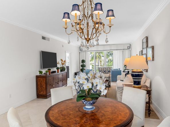 127 Peruvian Avenue 302, Palm Beach FL 33480