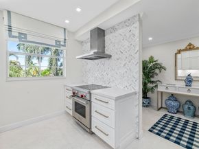 127 Peruvian Avenue 302, Palm Beach FL 33480