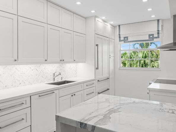 127 Peruvian Avenue 302, Palm Beach FL 33480