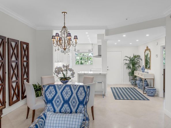 127 Peruvian Avenue 302, Palm Beach FL 33480