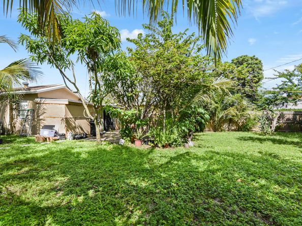 119 SW 13th Avenue, Delray Beach FL 33444
