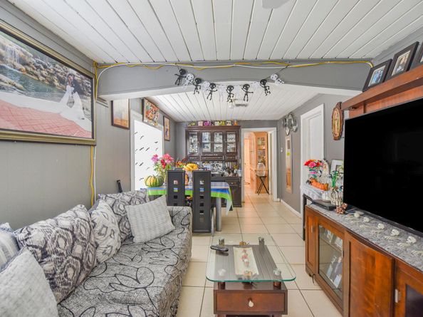 119 SW 13th Avenue, Delray Beach FL 33444